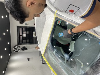 Polimento de Vidro Automotivo